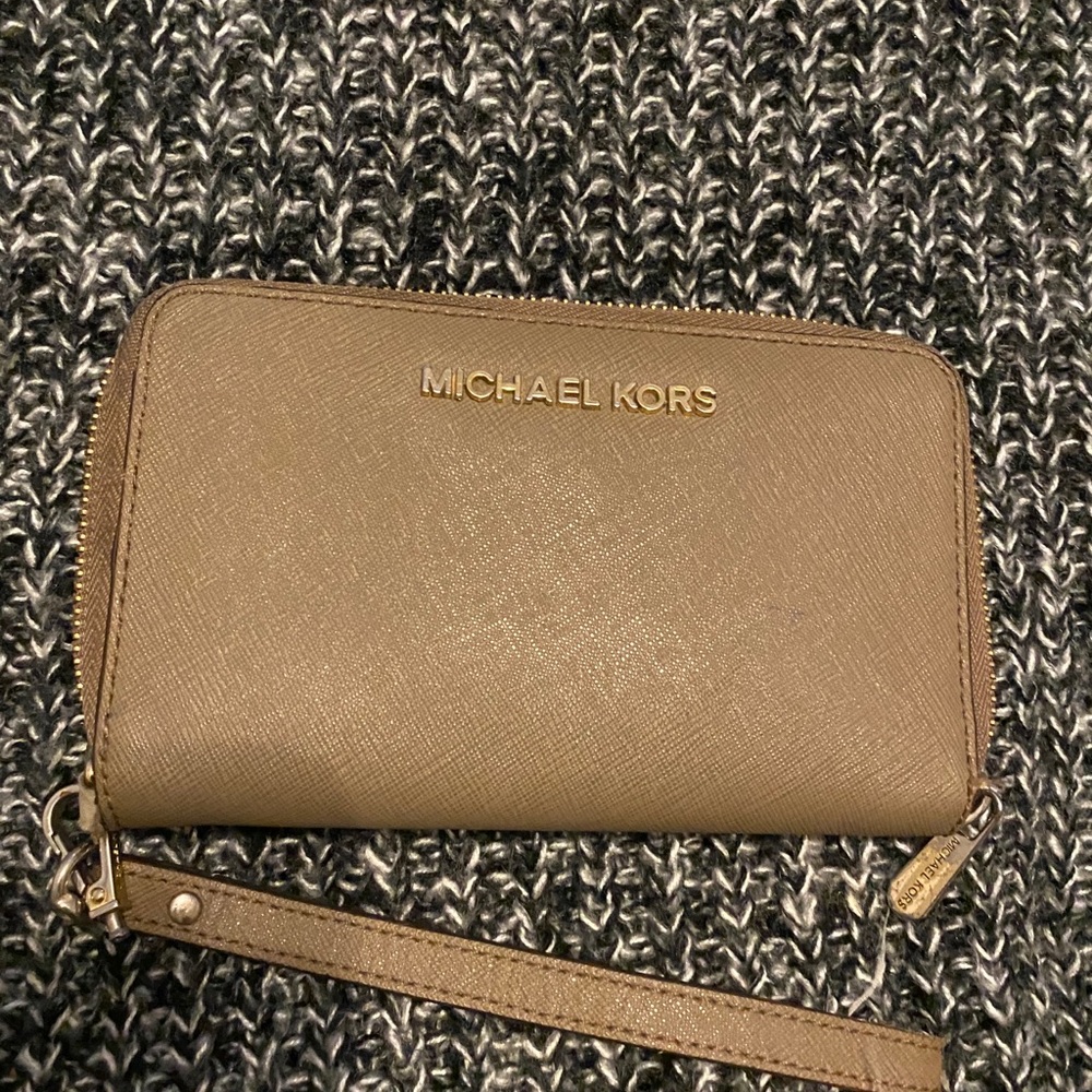 MK wallet bag